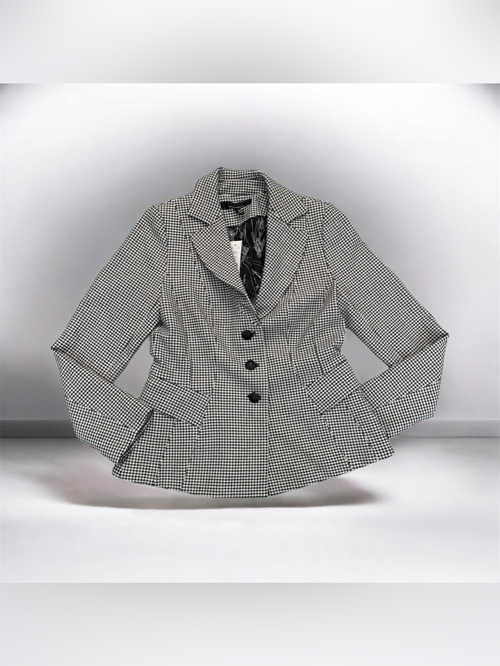 White House Black Market Black & White Houndstooth Blazer